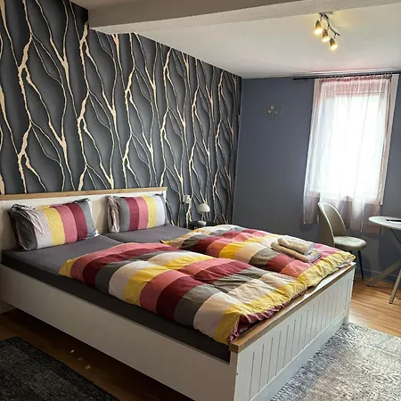 Otel Rhoenlust Zentrum *