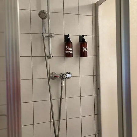 Otel Rhoenlust Zentrum *