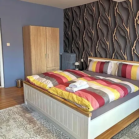 Rhoenlust Zentrum Hotel *