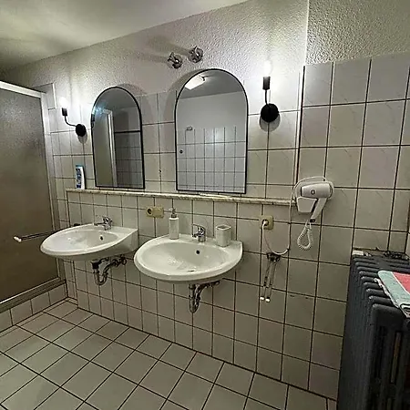Rhoenlust Zentrum Hotel